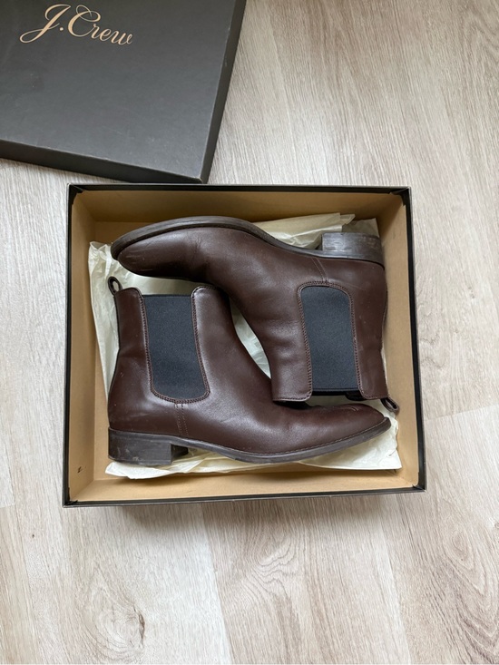 J. Crew Shoes - J. Crew Women’s Dark Brown Leather Chelsea Boots